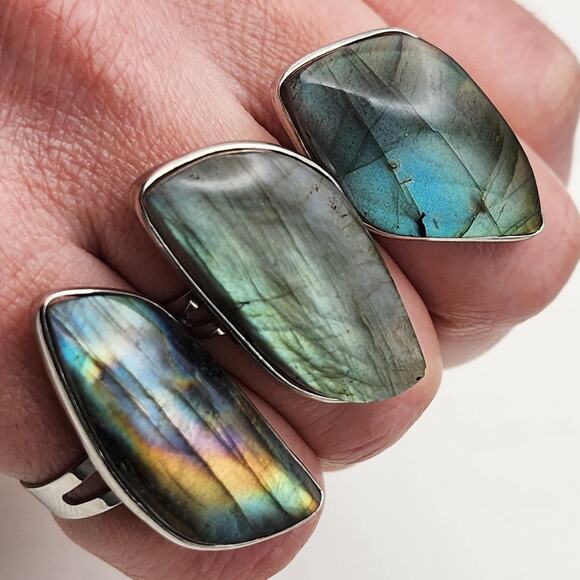 Genuine Labradorite Ring - Picture 7 of 9